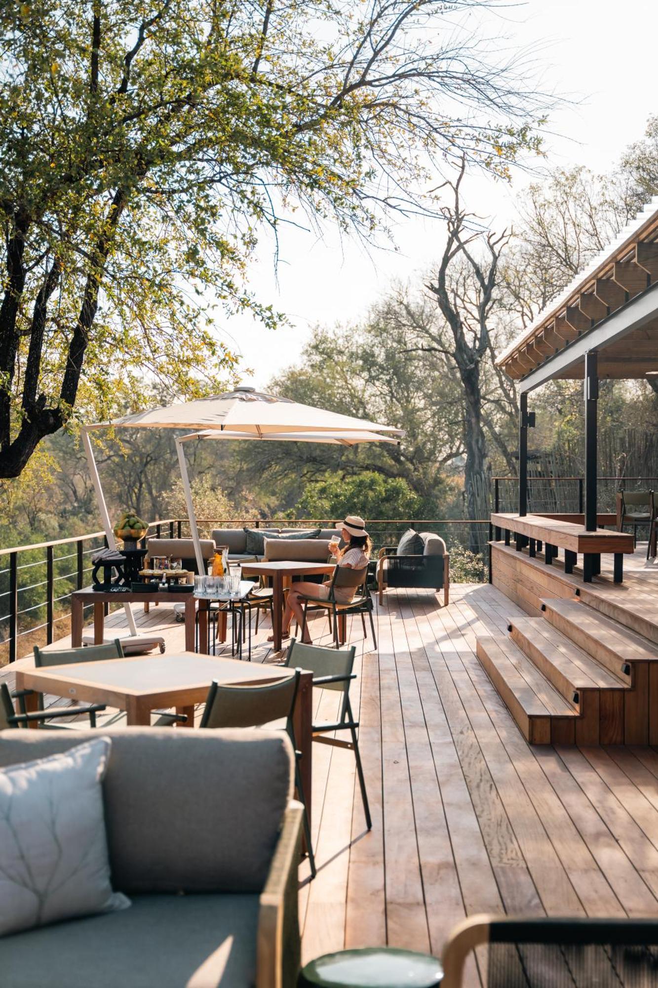 Thornybush Simbambili Lodge Reserva de caza Sabi Sand Exterior foto